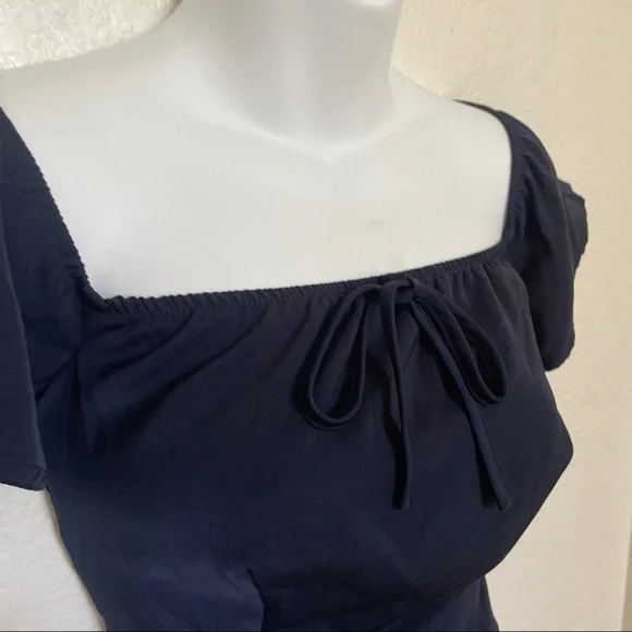 Revolve Superdown Navy Blue off the shoulder fitted crop top shirt Womens - Picture 4 of 6